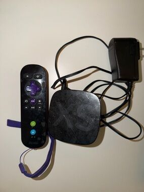 Roku Streaming Player XS2 with Black Remote